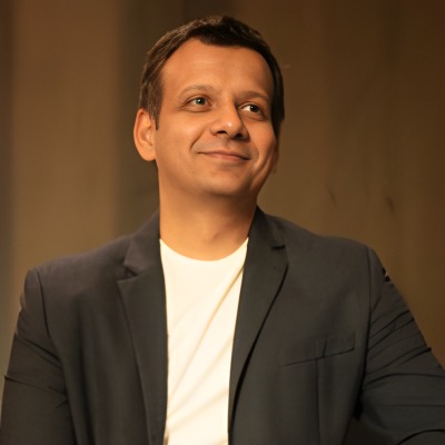 Amit Rathi co-founder QiCAP.AI finance entrepreneur